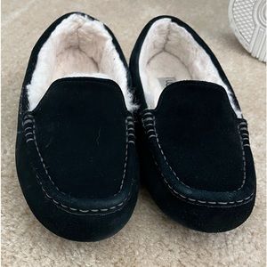 Ansley Black Ugg Slipper